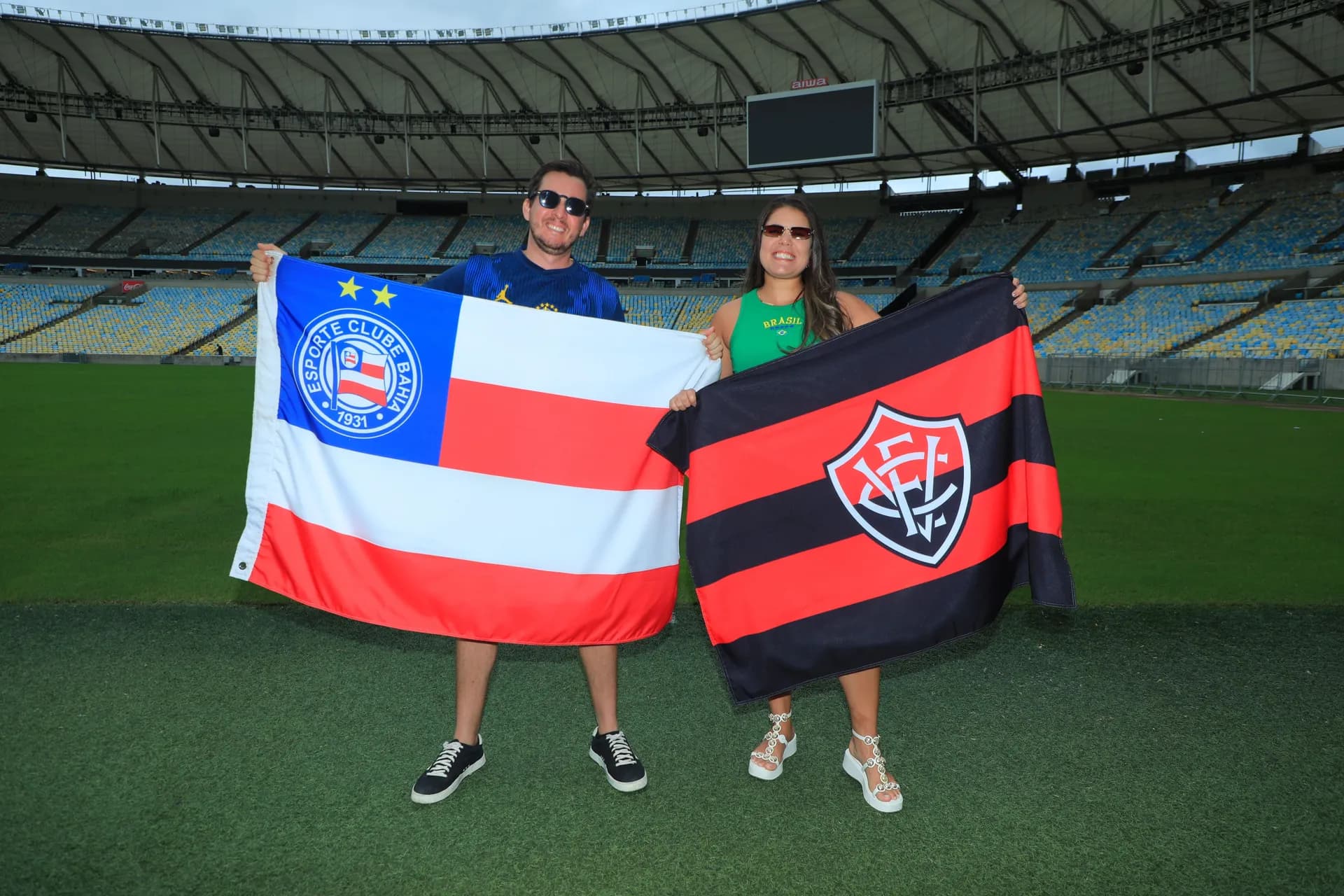 Torcedor no gramado
